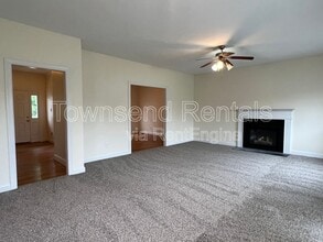 3616 Heatherbrooke Dr in Fayetteville, NC - Building Photo - Building Photo