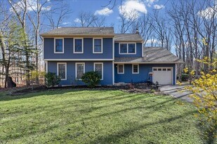 46 North Dr in Tabernacle, NJ - Building Photo