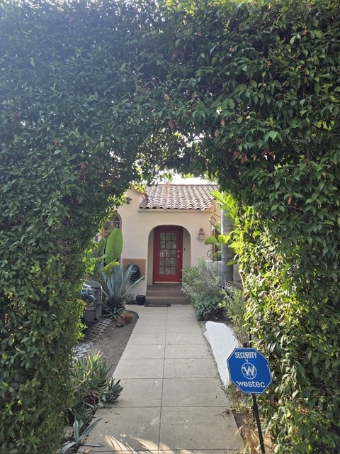 1009 Havenhurst Dr in Los Angeles, CA - Building Photo - Building Photo