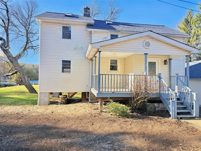 9 Blythelea Rd in Monroe, NY - Building Photo - Building Photo