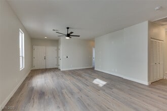 331 Jolly January Ave in Las Vegas, NV - Building Photo - Building Photo