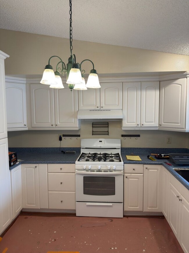 property at 5070 Brooklawn Pl