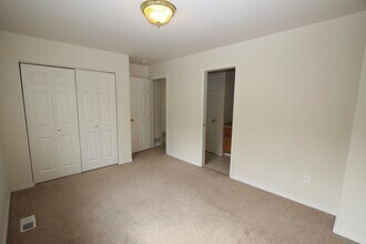 2603 Lauren Creek Loop in Anchorage, AK - Building Photo - Building Photo
