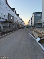 33 Anderson Dr in Bridgeport, PA - Building Photo