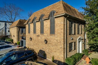 Travis Avenue Condos in Dallas, TX - Building Photo - Building Photo