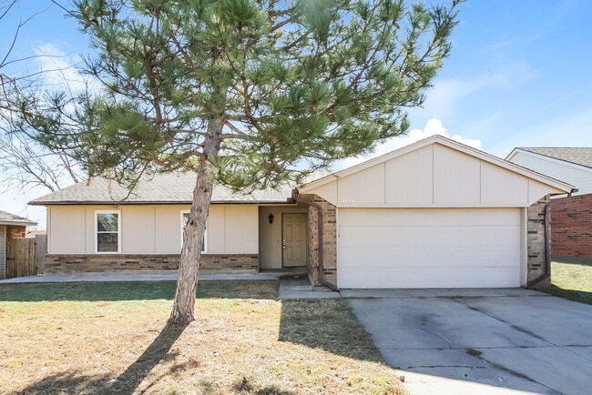 property at 1024 SW 101st St