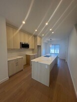 920-935 35 St SE in Calgary, AB - Building Photo