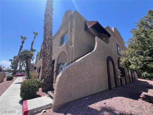 property at 5061 W Pioneer Ave