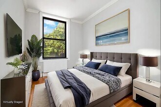 200 Stanton St, Unit 1A in New York, NY - Foto de edificio - Building Photo