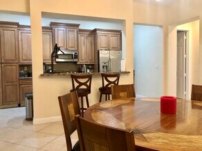 8332 NW 8th Way in Boca Raton, FL - Foto de edificio - Building Photo