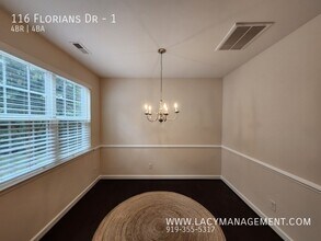 116 Florians Dr in Holly Springs, NC - Building Photo - Building Photo