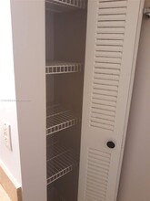 7401 SW 152nd Ave in Miami, FL - Foto de edificio - Building Photo