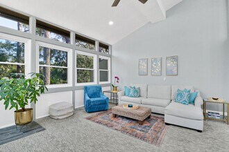 5 Devils Elbow Ln in Hilton Head Island, SC - Building Photo - Building Photo