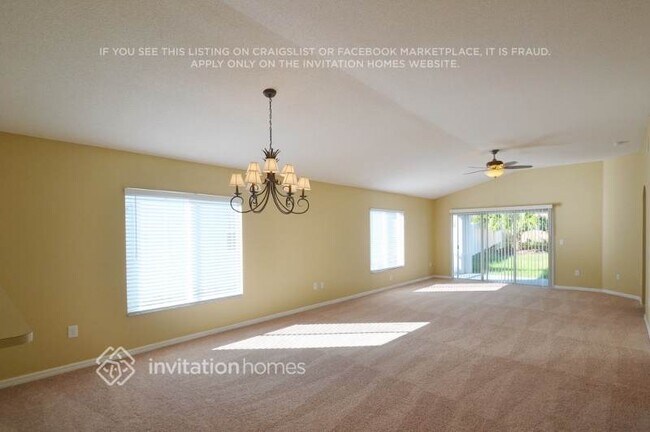 18144 Canal Pointe St in Tampa, FL - Building Photo - Building Photo