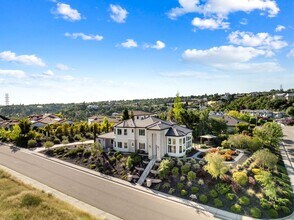 1855 Gavin Cir in Auburn, CA - Building Photo - Building Photo