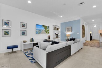 14662 Catamaran Pl in Naples, FL - Foto de edificio - Building Photo