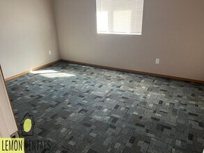 302 E P St in Yakima, WA - Building Photo - Building Photo