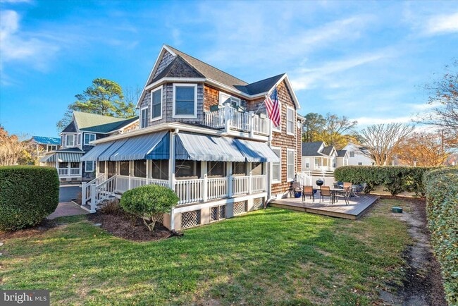 property at 330 Garfield Pkwy
