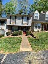4210 Sterlingworth Dr in Raleigh, NC - Building Photo