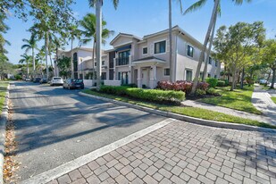 2804 Sarento Pl in Palm Beach Gardens, FL - Building Photo