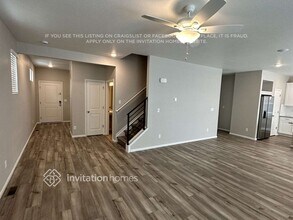 22352 E 38th Pl in Aurora, CO - Foto de edificio - Building Photo