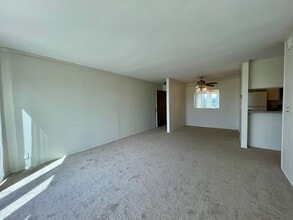 5702 Baltimore Dr in La Mesa, CA - Building Photo - Building Photo