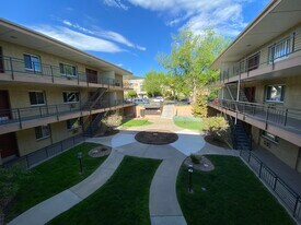 830 20th St, Unit 205