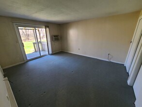 174 Old Boston Post Rd in Old Saybrook, CT - Building Photo - Building Photo