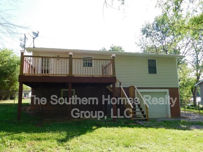 1406 Richardson St in Athens, TN - Building Photo - Building Photo