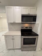 26741 SW 139th Ave in Naranja, FL - Building Photo - Building Photo
