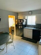 2 Pleasantville Dr in Bayville, NY - Building Photo - Building Photo