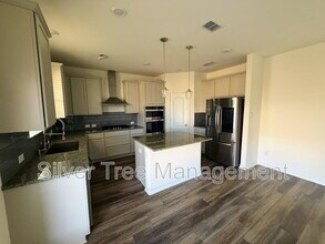 117 Wild Onion Ln in Fort Worth, TX - Building Photo - Building Photo