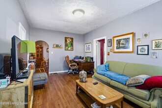 924 Burton Ave in Louisville, KY - Building Photo - Building Photo