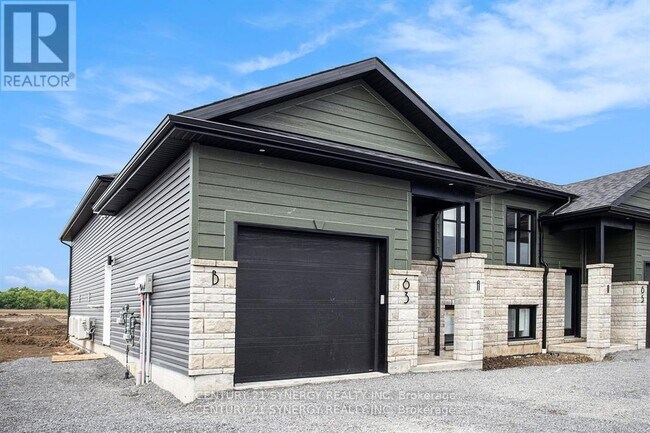 63 Helen St in North Stormont, ON - Building Photo - Building Photo