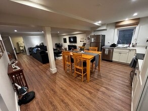 1407 W Cossitt Ave, Unit 4 in La Grange, IL - Building Photo - Building Photo