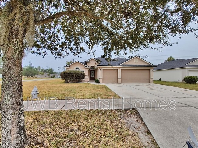 3896 Great Falls Loop in Middleburg, FL - Building Photo - Building Photo