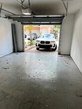 2033 SE 10th Ave in Fort Lauderdale, FL - Building Photo - Building Photo