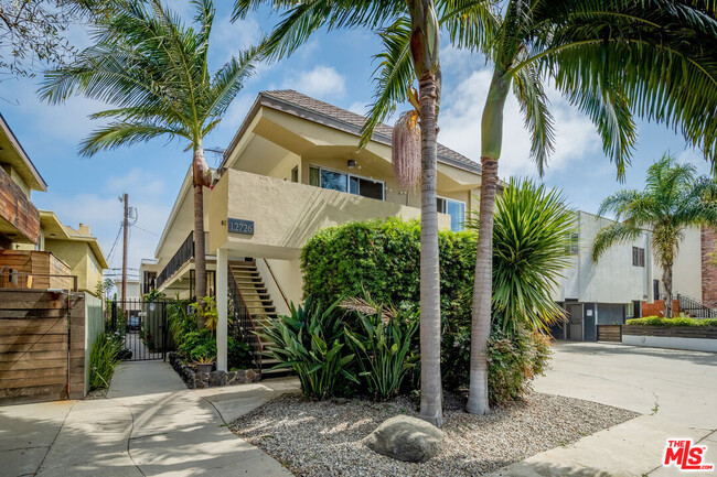 property at 12726 Caswell Ave