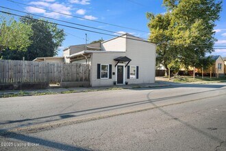 1112 E Oak St in Louisville, KY - Building Photo - Building Photo