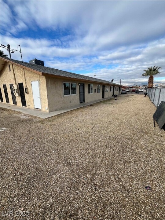 2500 Bassler St in North Las Vegas, NV - Building Photo