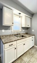 1402 E 65th St in Kansas City, MO - Building Photo - Building Photo