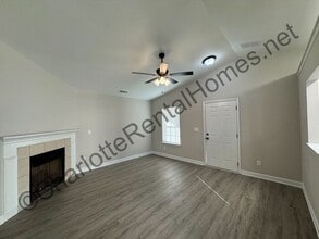 1467 Summer Coach Dr in Charlotte, NC - Building Photo - Building Photo