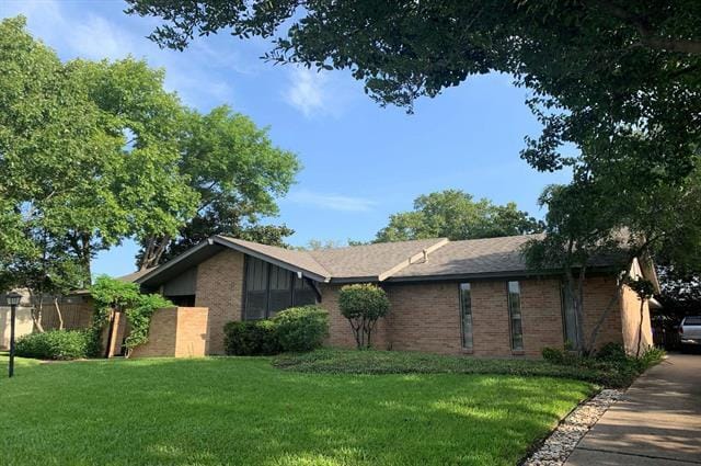 3353 Dorado Beach Dr in Farmers Branch, TX - Building Photo