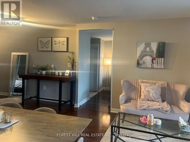 8 Telegram Mews in Toronto, ON - Building Photo - Building Photo