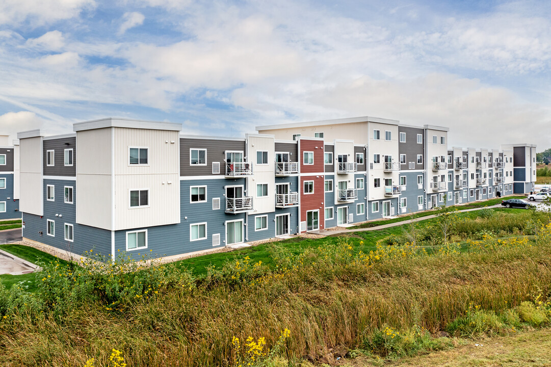 Whisper Ridge Commons in Sioux Falls, SD - Building Photo