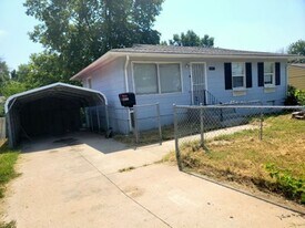 4821 E 40th Terrace in Kansas City, MO - Building Photo