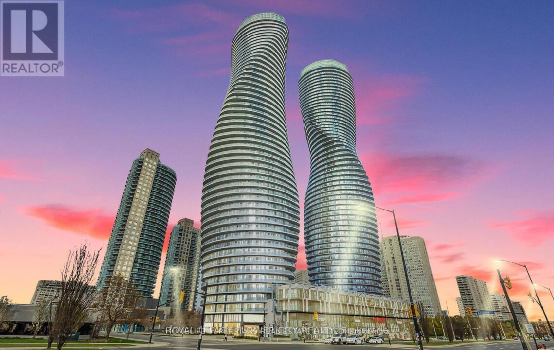 3907-3950 ABSOLUTE Ave in Mississauga, ON - Building Photo