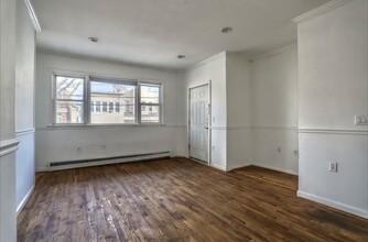 17 Irving St in Jersey City, NJ - Building Photo - Building Photo