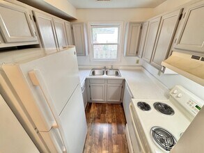 375 S Upper St in Lexington, KY - Building Photo - Building Photo