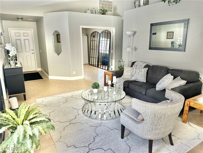 property at 3329 N Hidden Ridge St